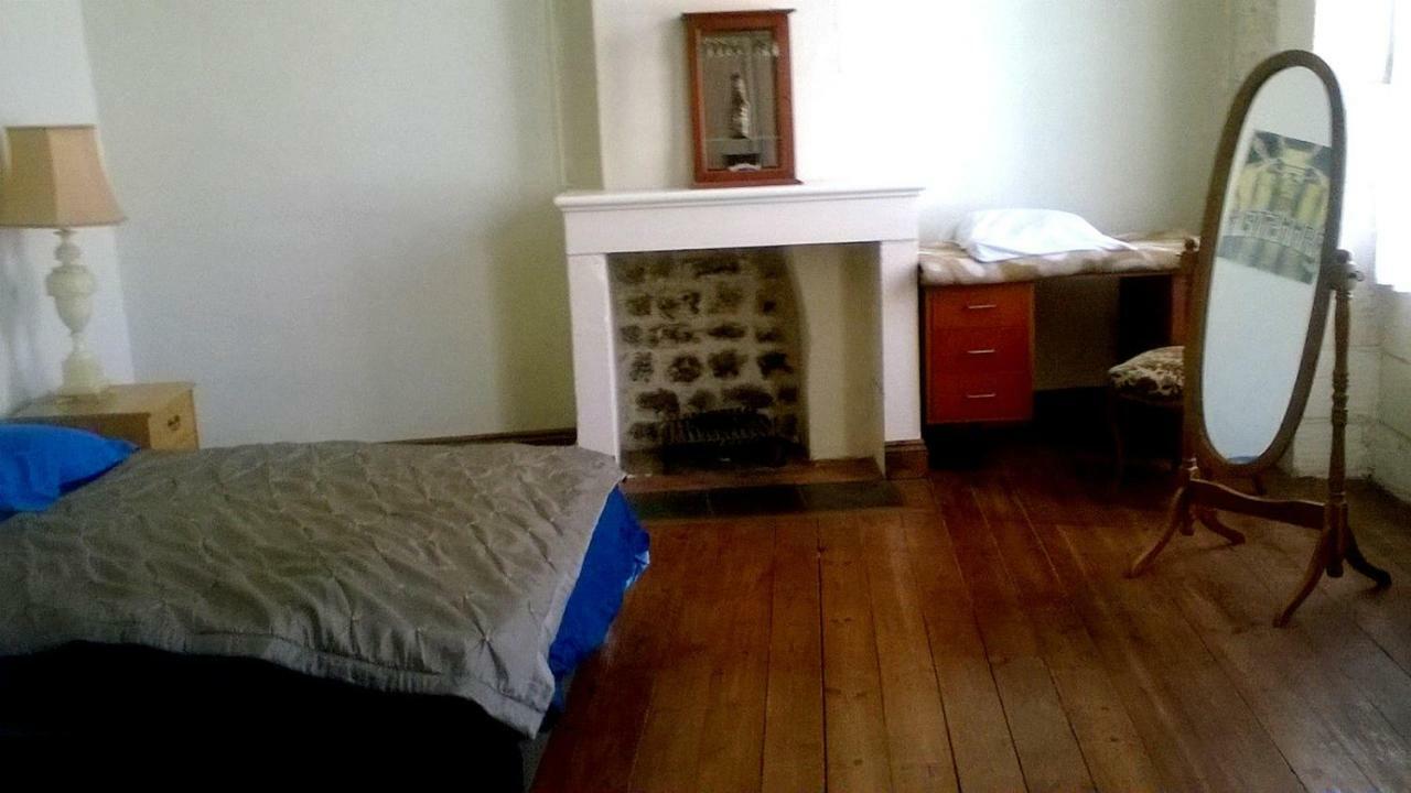 La Maison de l'Aubépin Saint-Savinien Esterno foto