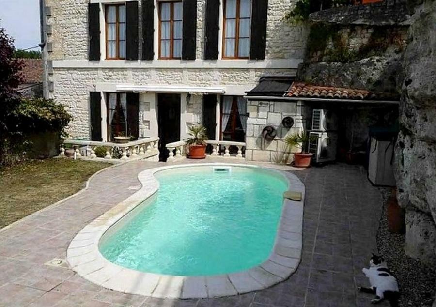 La Maison de l'Aubépin Saint-Savinien Esterno foto