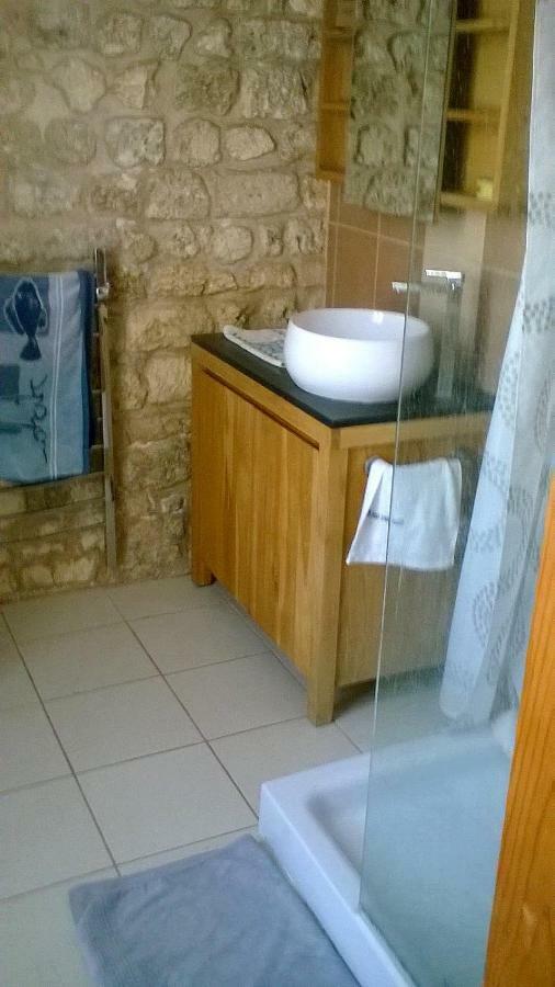 La Maison de l'Aubépin Saint-Savinien Esterno foto